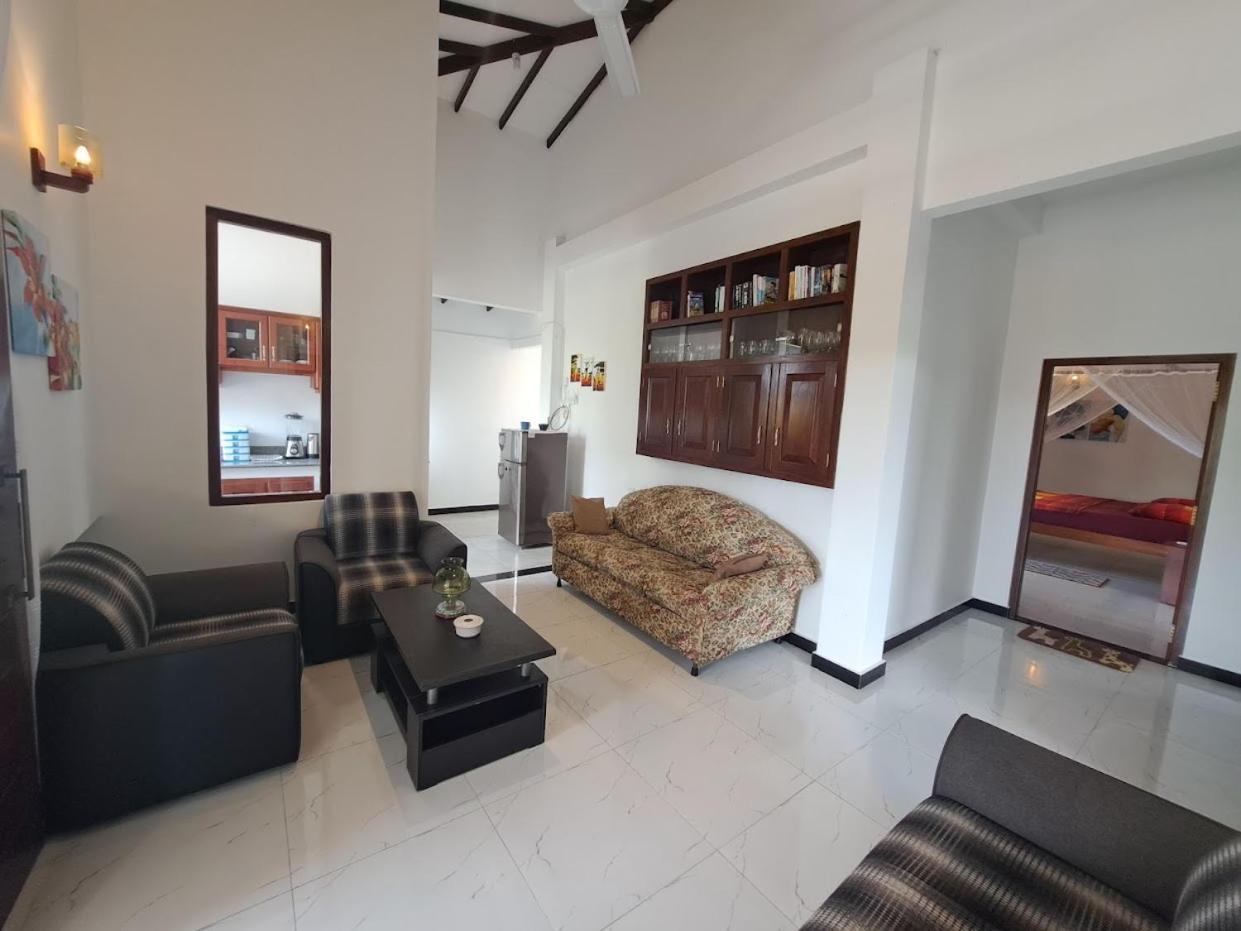 Villa 76 Weligama Eksteriør bilde