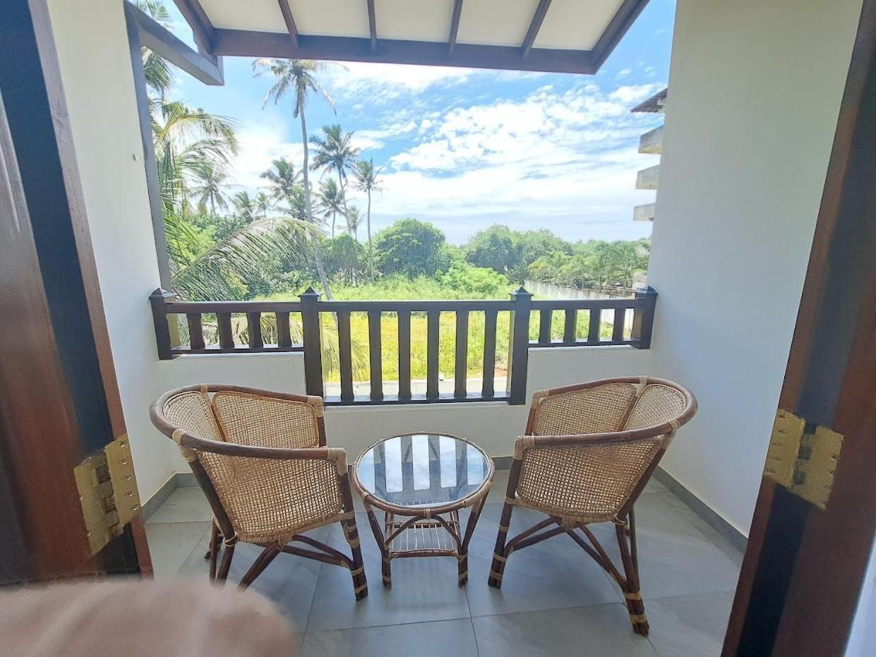 Villa 76 Weligama Eksteriør bilde